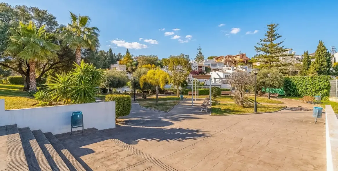 Продажа таунхауса в Calahonda 48