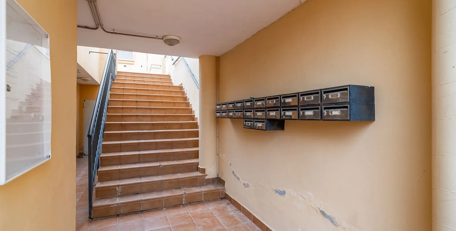 Sale of townhouse in Calahonda 44