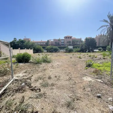 Sale of residential plot in Estepona