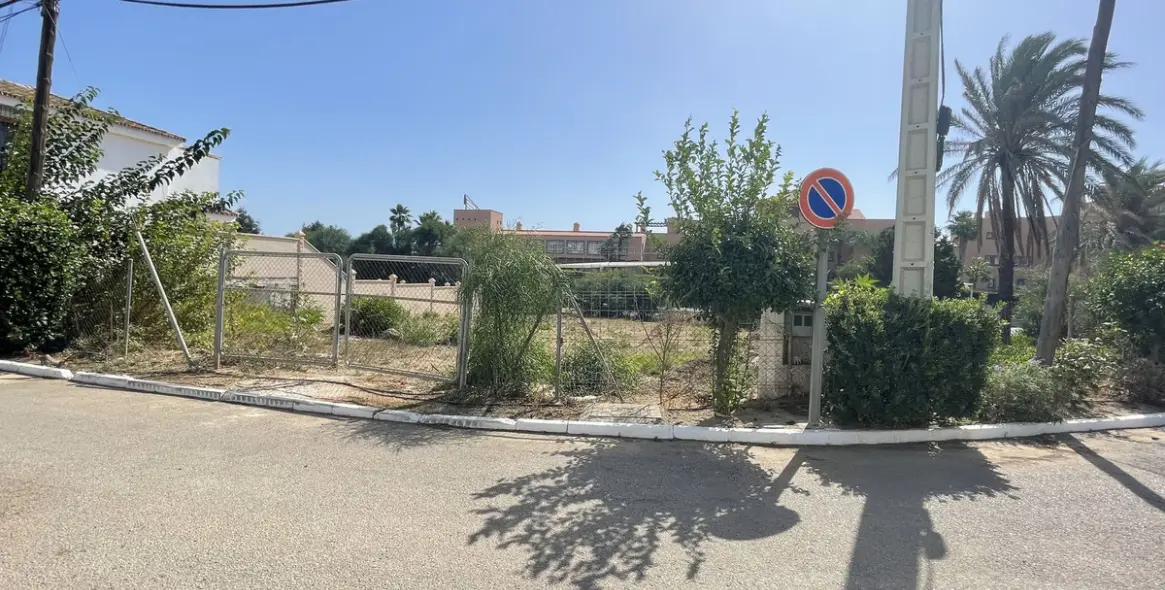 Venta de parcela residencial en Estepona 11