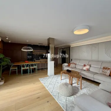 Продажа пентхауса в Estepona