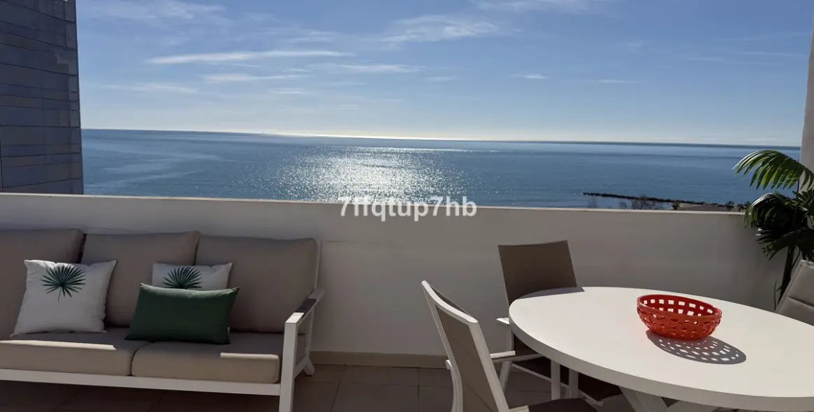 Venta de ático en Estepona 7