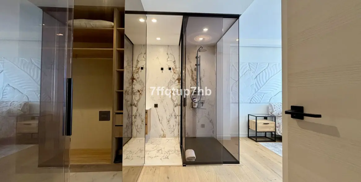 Venta de ático en Estepona 11