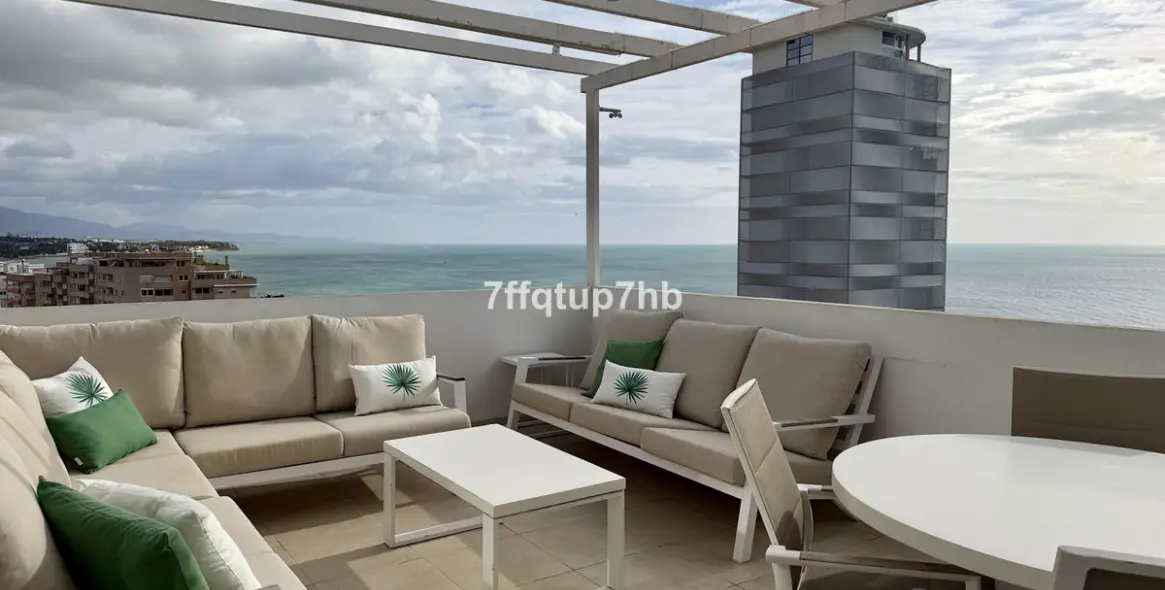 Venta de ático en Estepona 20