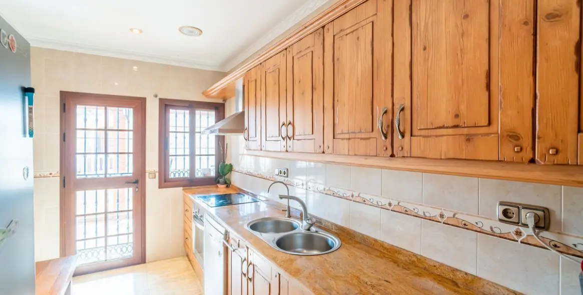 Sale of detached villa in Mijas 10