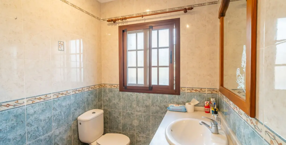 Sale of detached villa in Mijas 25