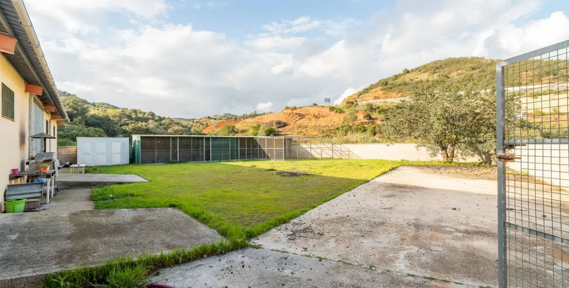 Sale of detached villa in Mijas 51