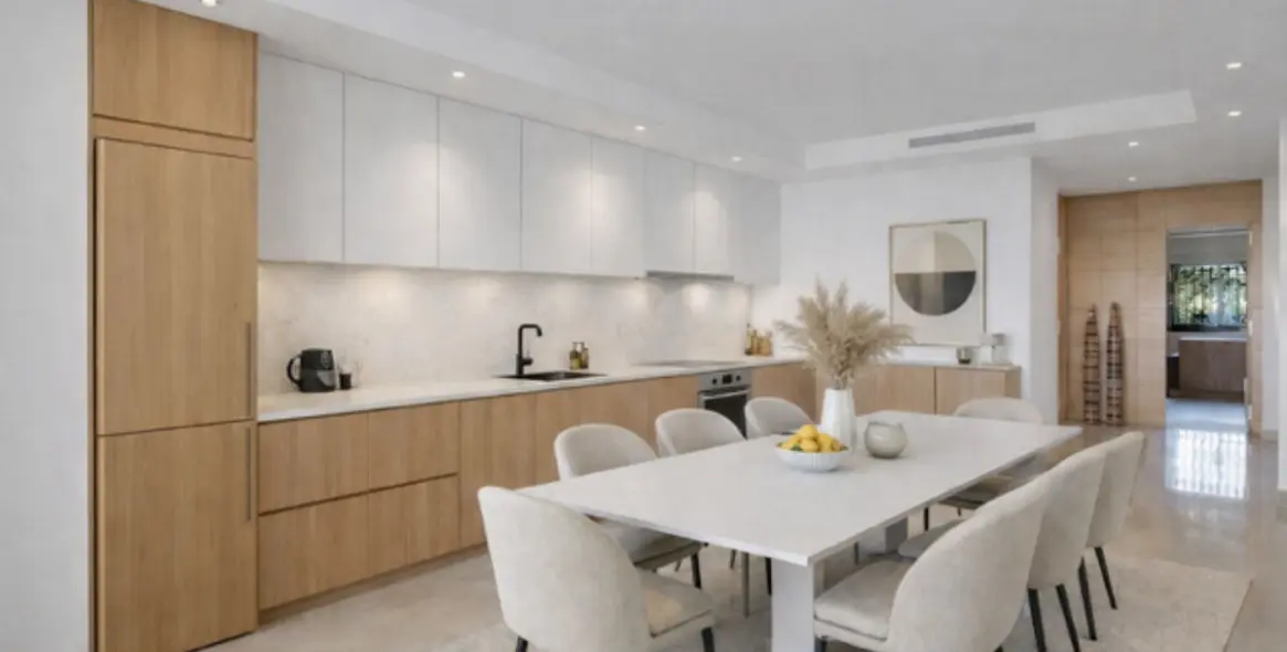 Venta de apartamento en planta baja en La Quinta 23