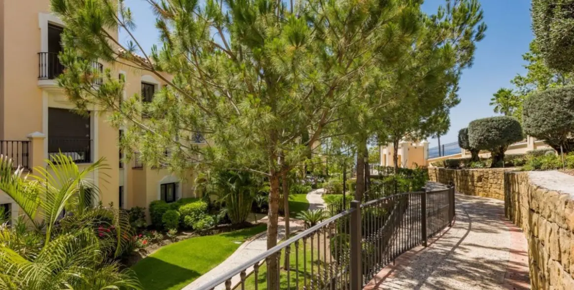 Venta de apartamento en planta baja en La Quinta 30