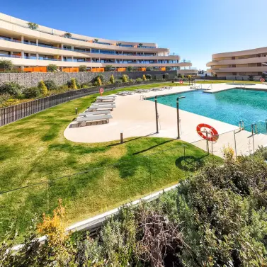 Продажа апартаментов на первом этаже в Fuengirola