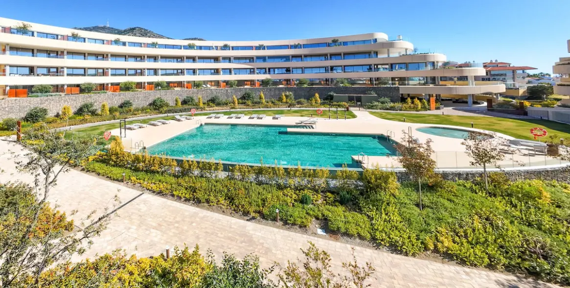 Sale of ground floor apartment in Fuengirola 7
