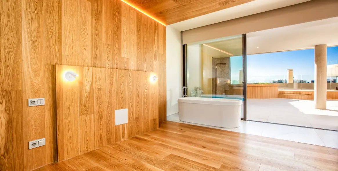 Sale of ground floor apartment in Fuengirola 18