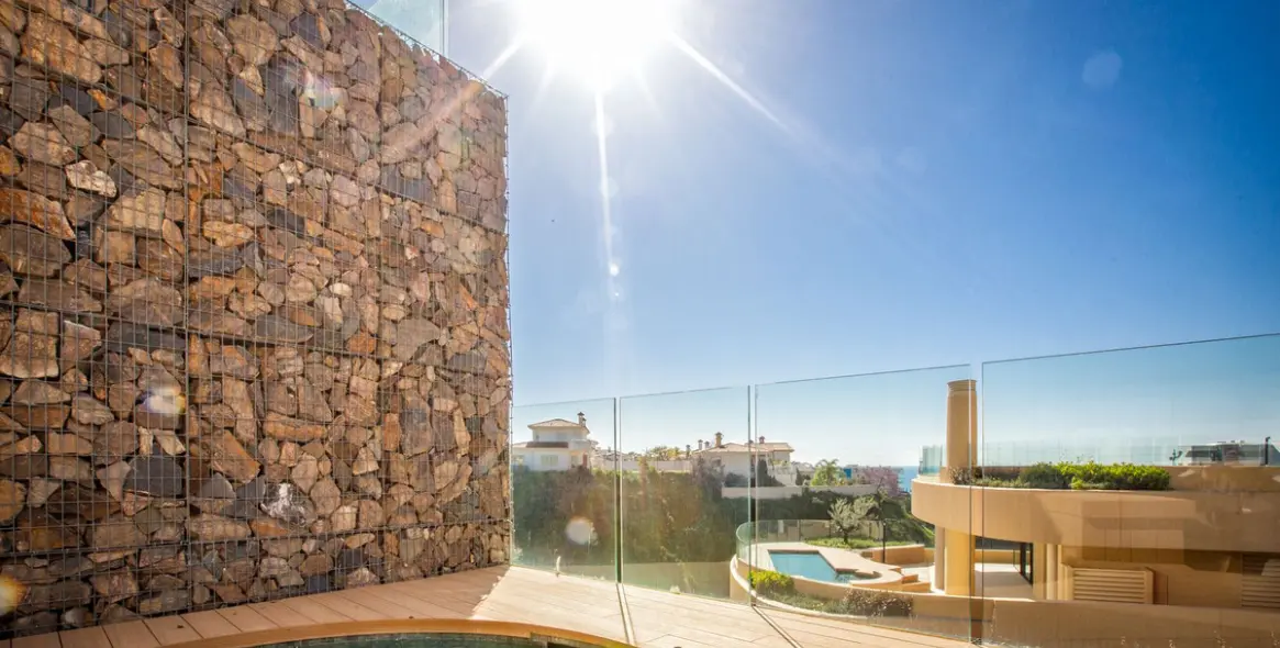 Sale of ground floor apartment in Fuengirola 25