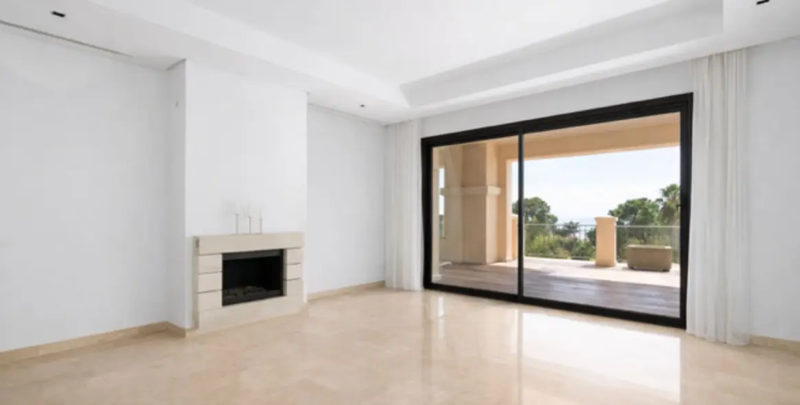 Sale of ground floor apartment in La Quinta 4