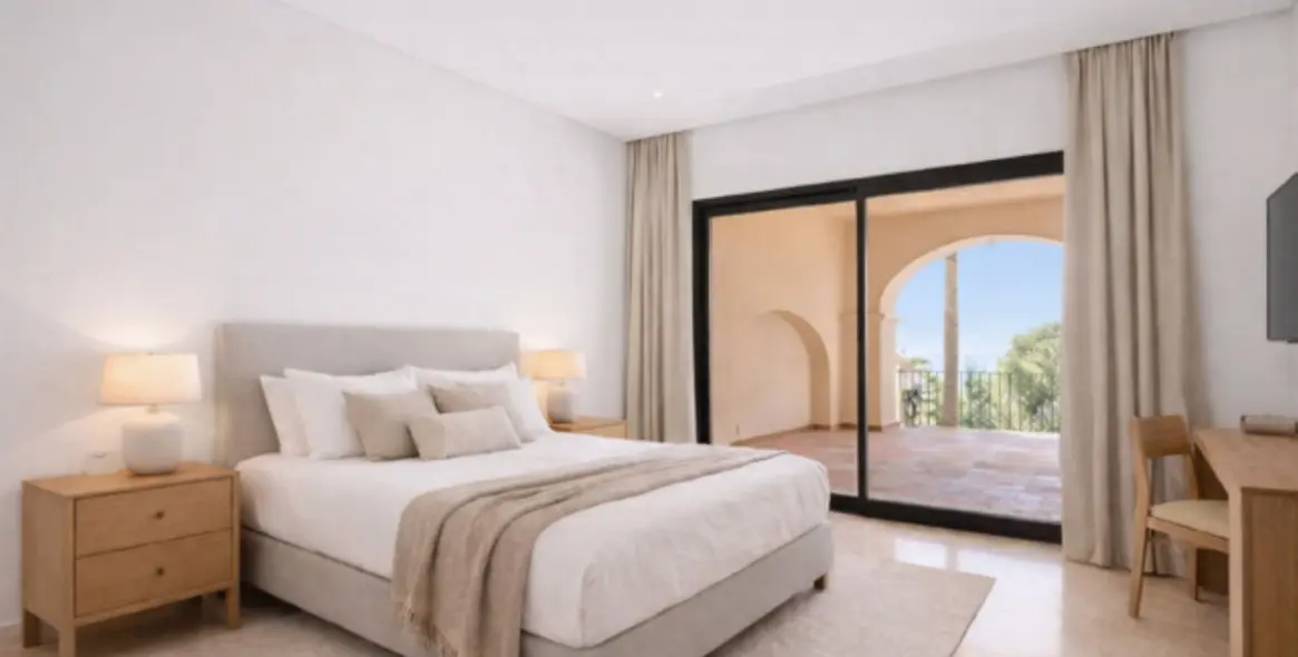 Sale of ground floor apartment in La Quinta 11