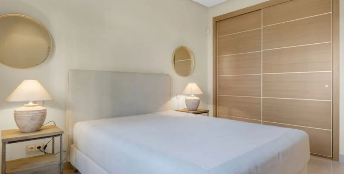 Sale of ground floor apartment in La Quinta 30
