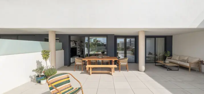 Продажа апартаментов на первом этаже в Altos de los Monteros 1