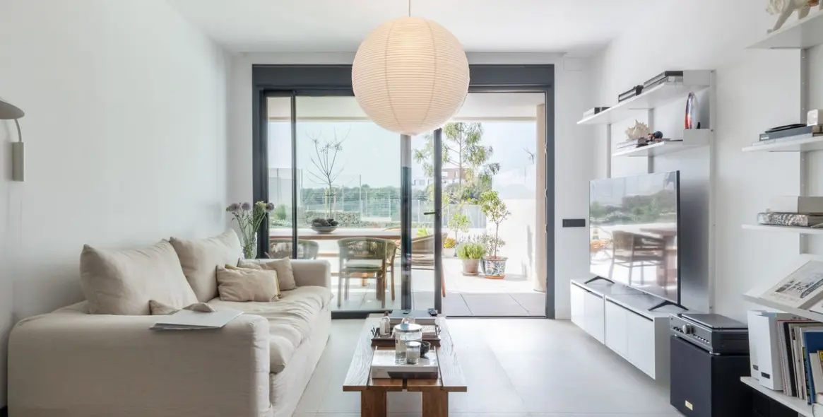 Продажа апартаментов на первом этаже в Altos de los Monteros 3