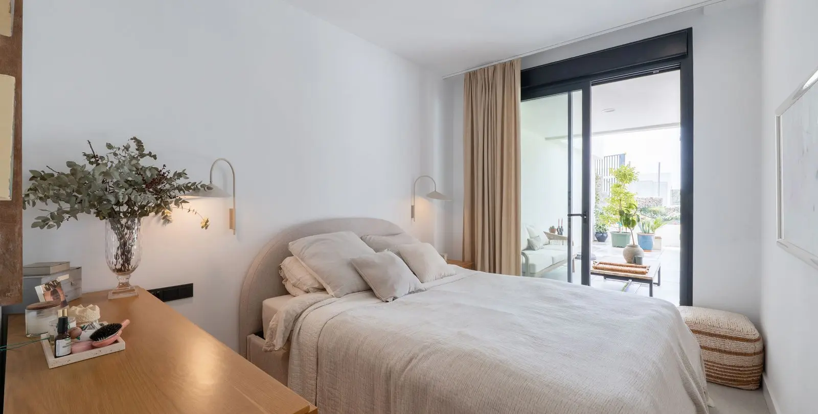 Long-term rent of ground floor apartment in Altos de los Monteros 6