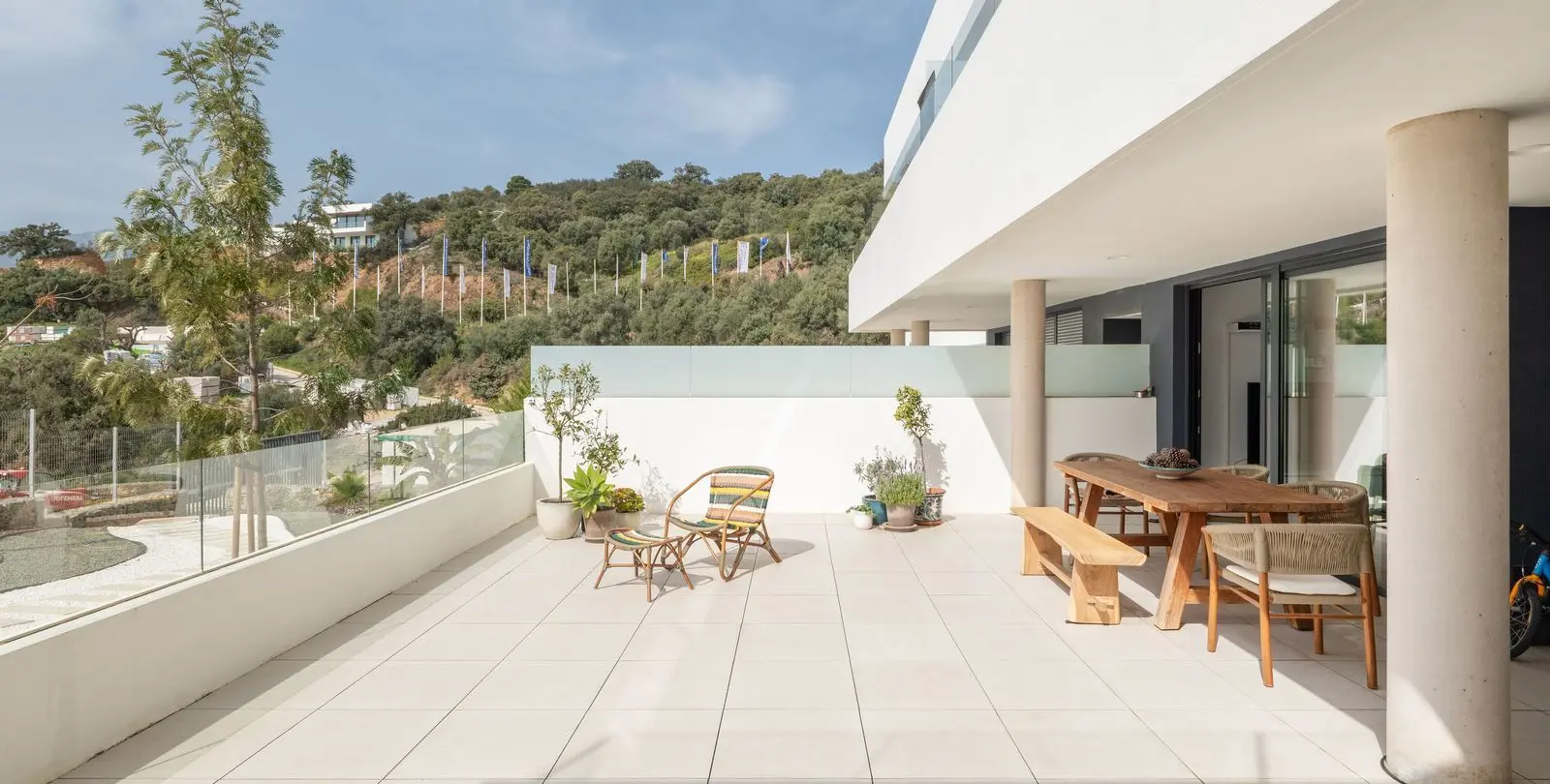 Long-term rent of ground floor apartment in Altos de los Monteros 12