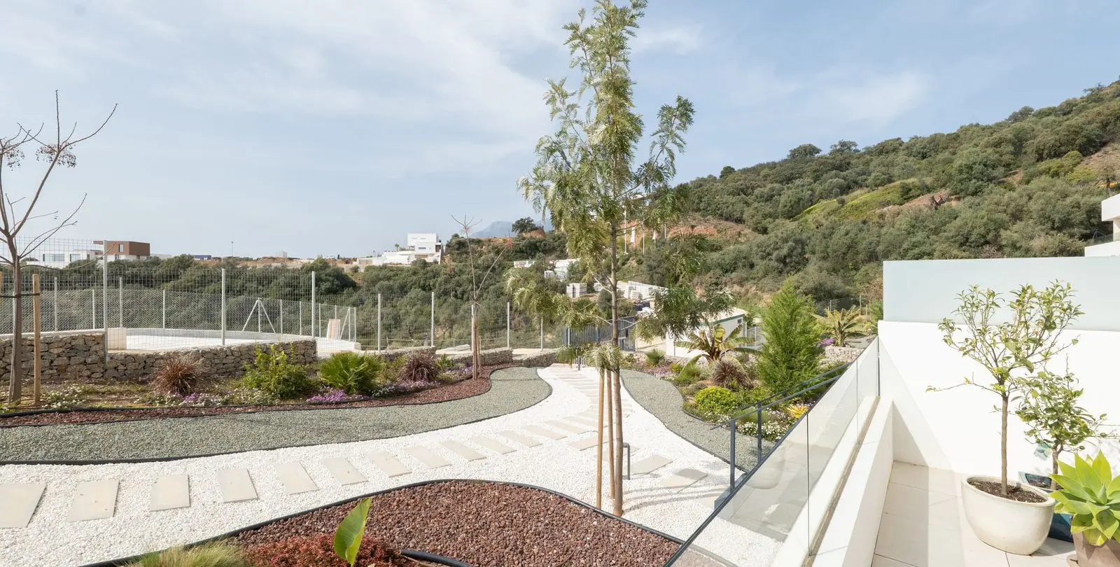 Long-term rent of ground floor apartment in Altos de los Monteros 13