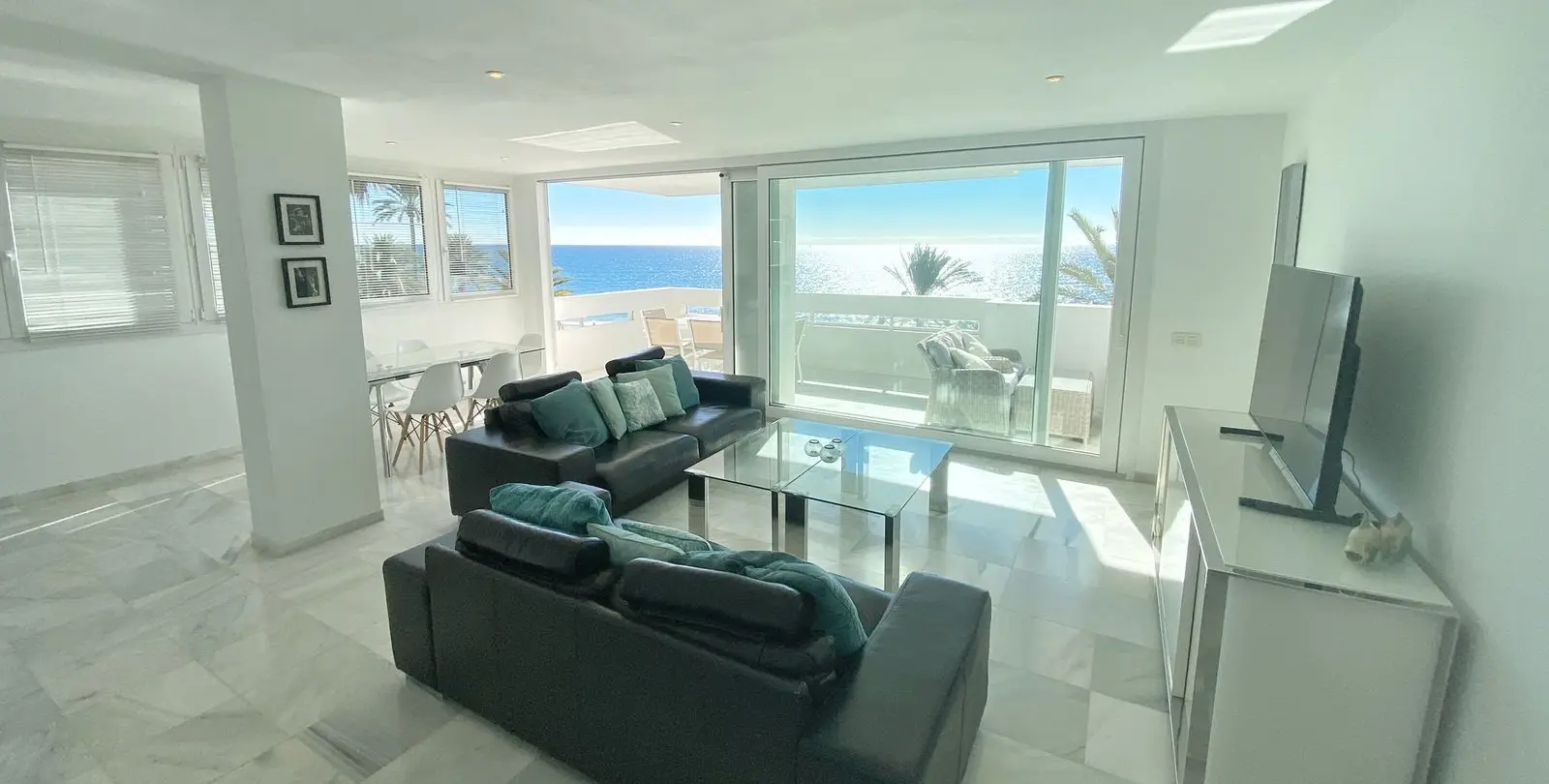 Sale of middle floor apartment in Marbella 3
