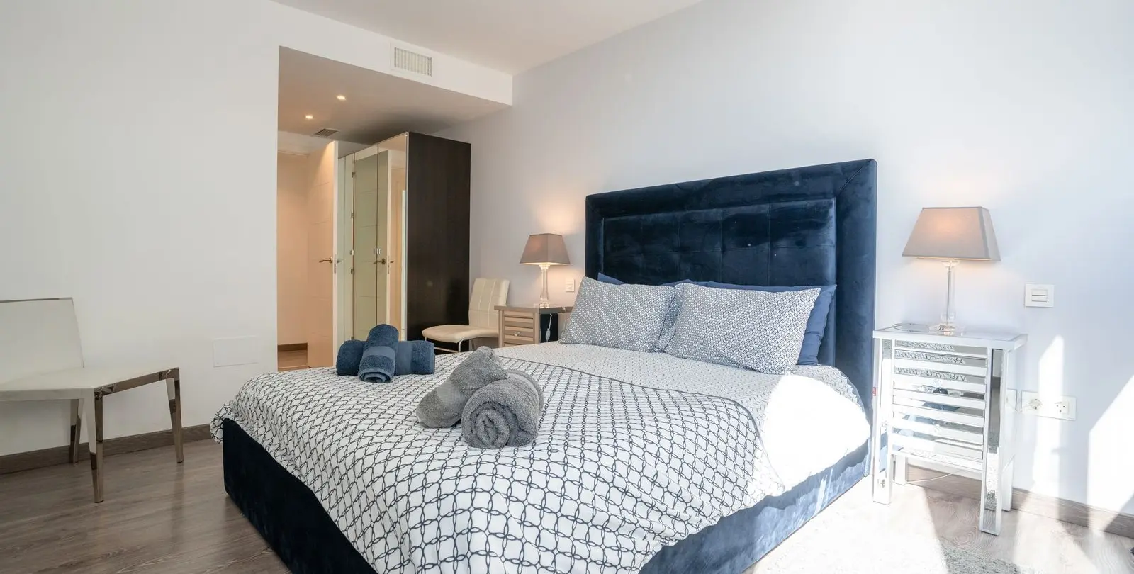 Sale of middle floor apartment in Marbella 5