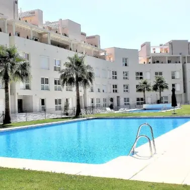 Venta de apartamento en planta baja en Nueva Andalucía