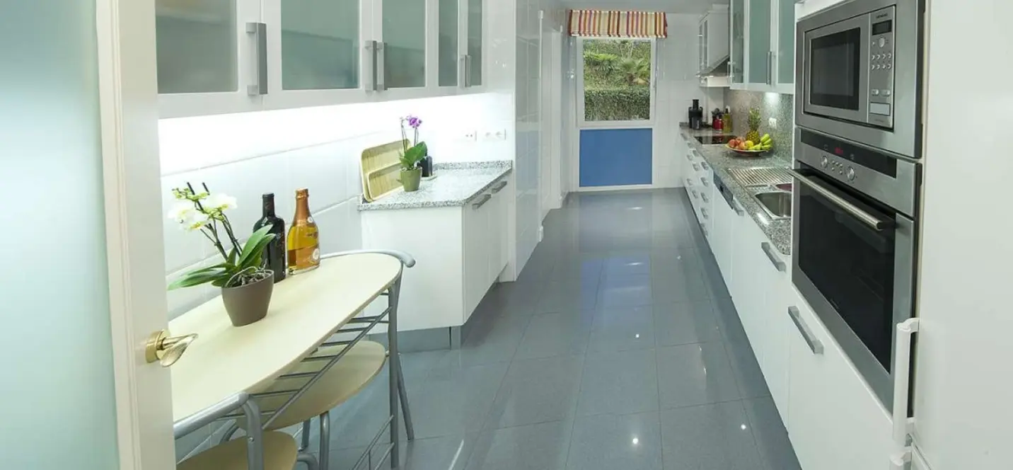 Venta de apartamento en planta baja en Nueva Andalucía 2