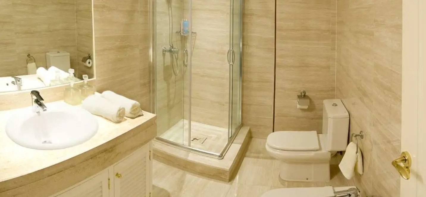 Venta de apartamento en planta baja en Nueva Andalucía 4