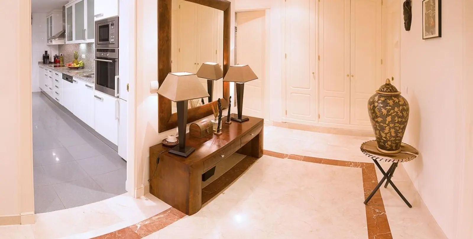 Venta de apartamento en planta baja en Nueva Andalucía 9
