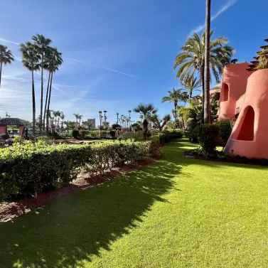 Продажа апартаментов на первом этаже в Estepona