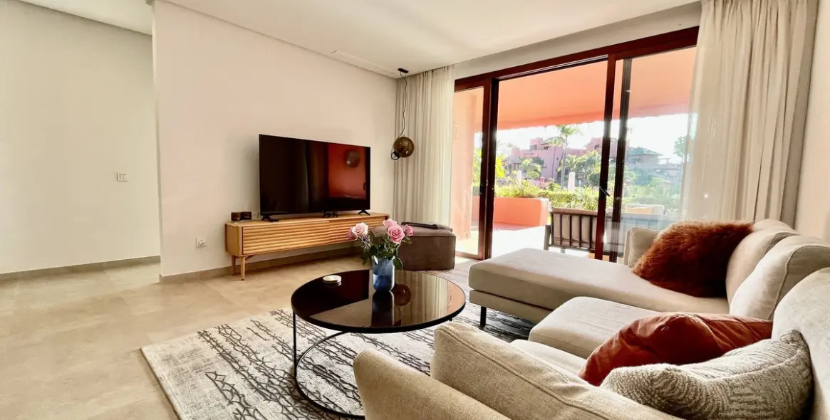 Продажа апартаментов на первом этаже в Estepona 15