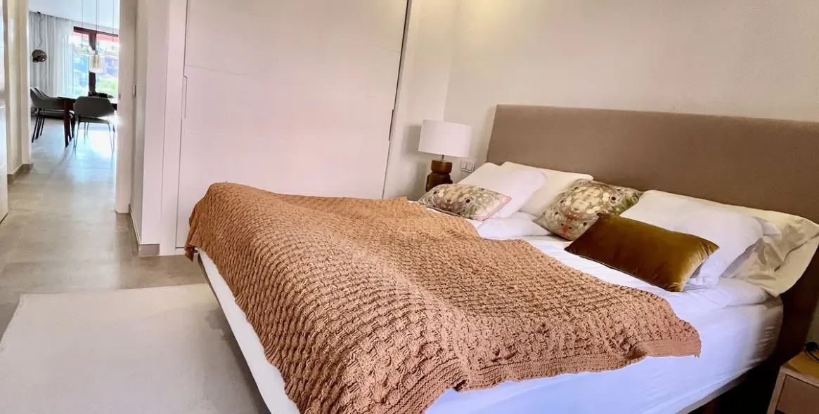 Продажа апартаментов на первом этаже в Estepona 26