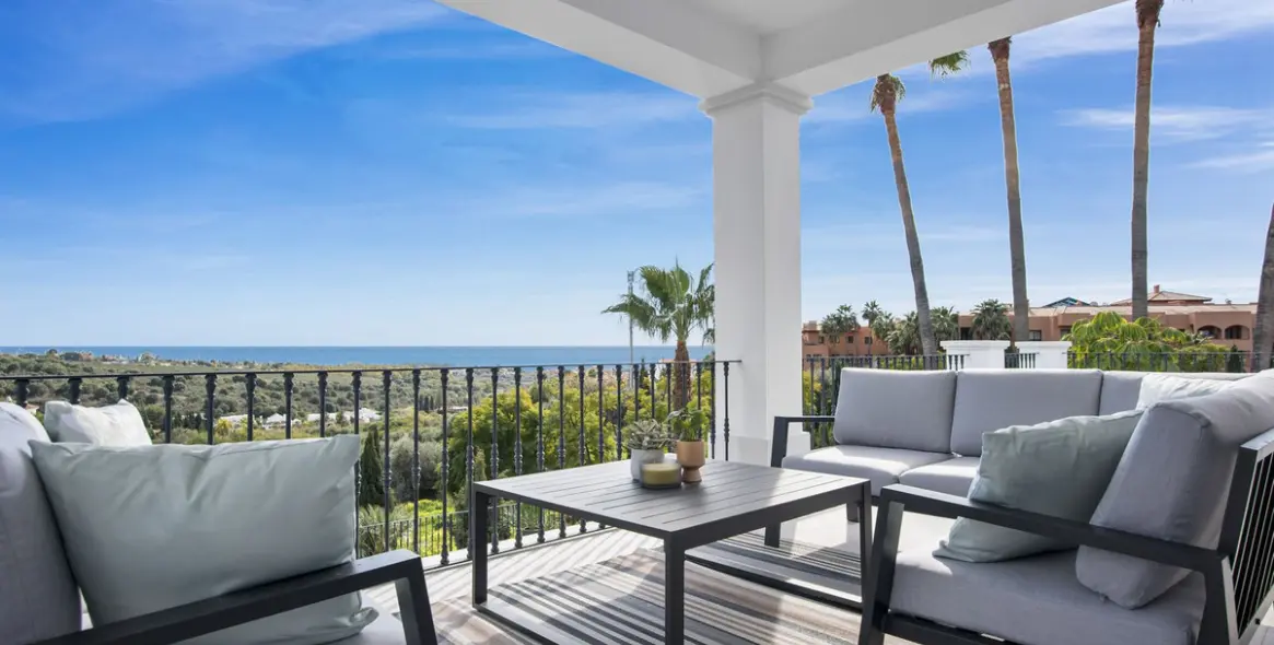 Sale of detached villa in Los Flamingos 14