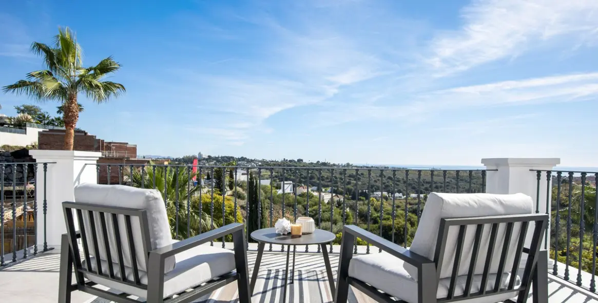 Sale of detached villa in Los Flamingos 59