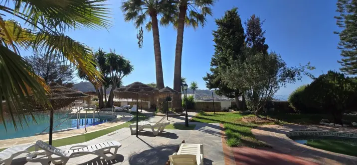 Venta de hotel en Cómpeta 2