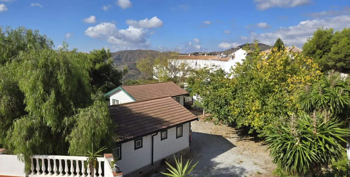 Продажа отеля в Cómpeta 15