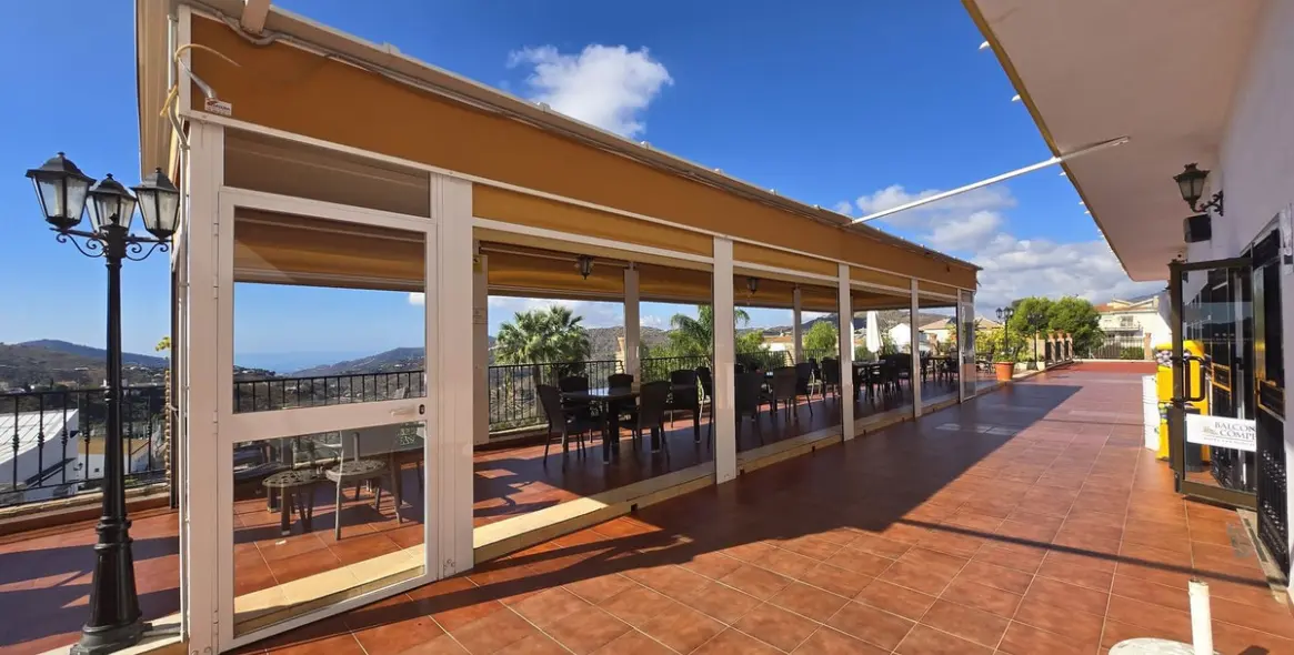 Продажа отеля в Cómpeta 16