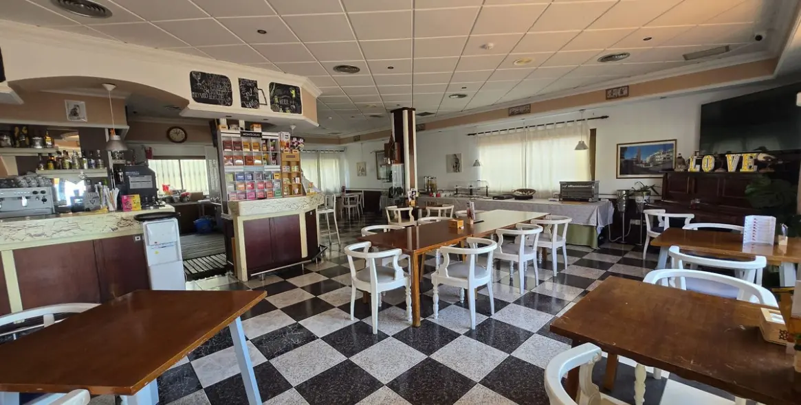 Продажа отеля в Cómpeta 17