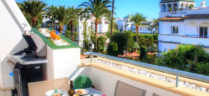 Alquiler a corto plazo de ático en Estepona 3