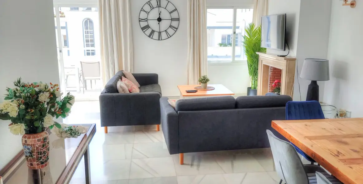 Alquiler a corto plazo de ático en Estepona 11