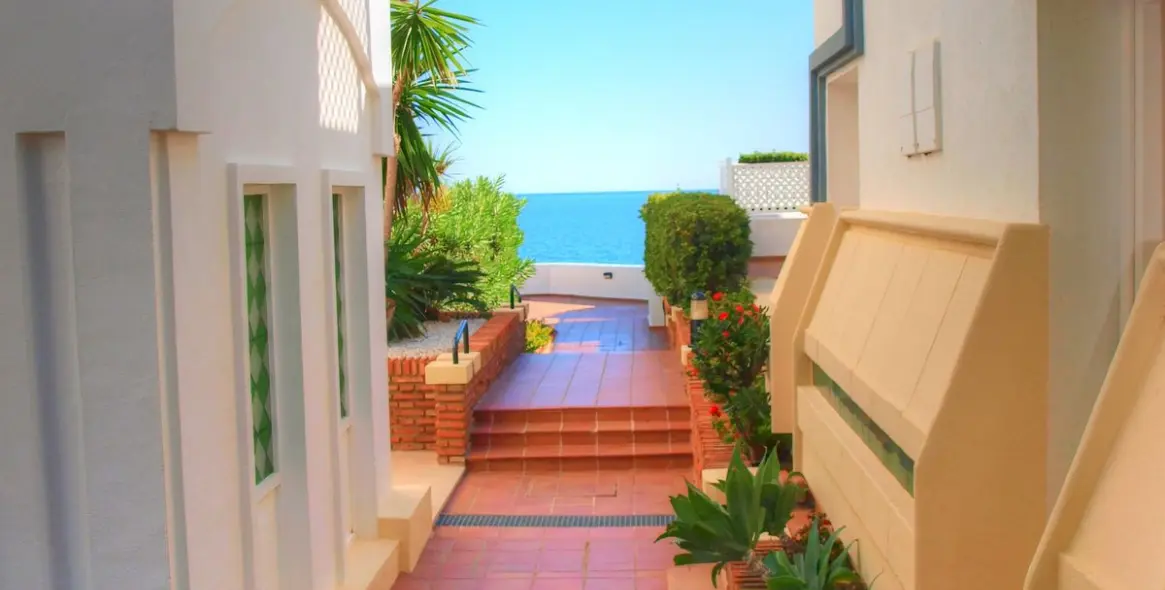 Alquiler a corto plazo de ático en Estepona 35