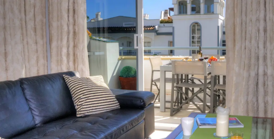 Alquiler a corto plazo de ático en Estepona 39