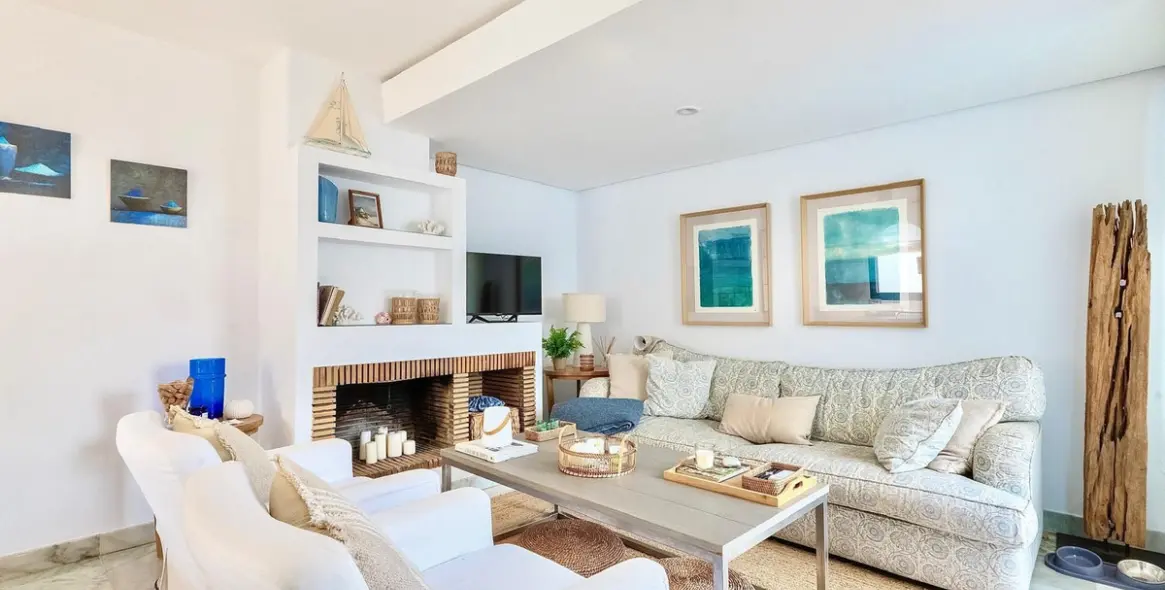 Долгосрочная аренда таунхауса в Cancelada 3