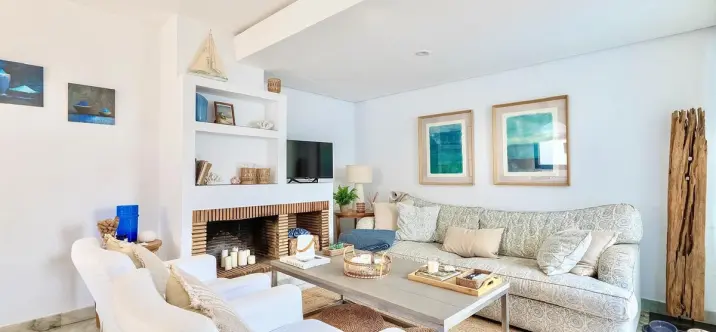 Alquiler a largo plazo de adosado en Cancelada 2