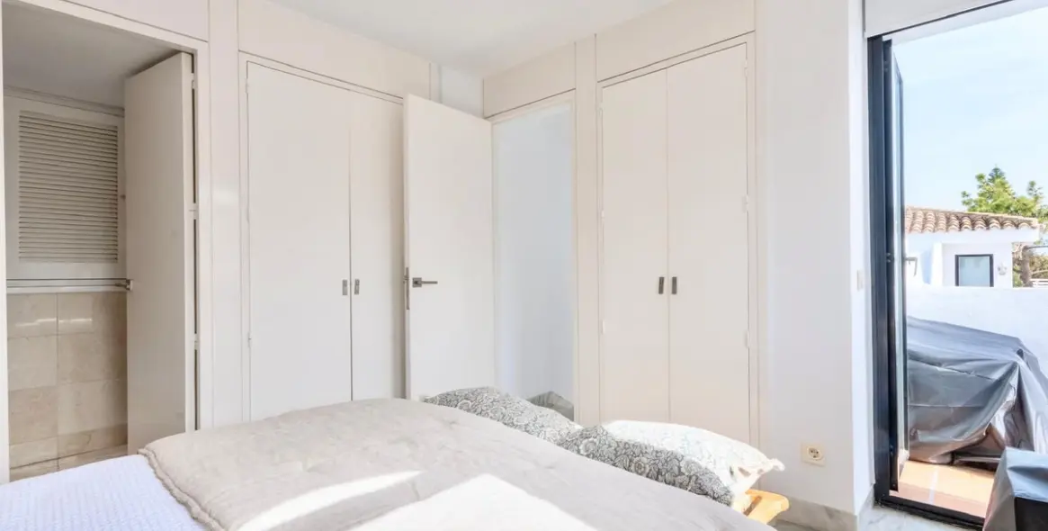 Долгосрочная аренда таунхауса в Cancelada 15