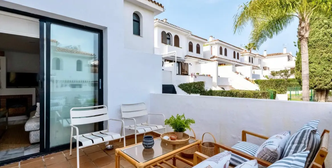 Долгосрочная аренда таунхауса в Cancelada 16