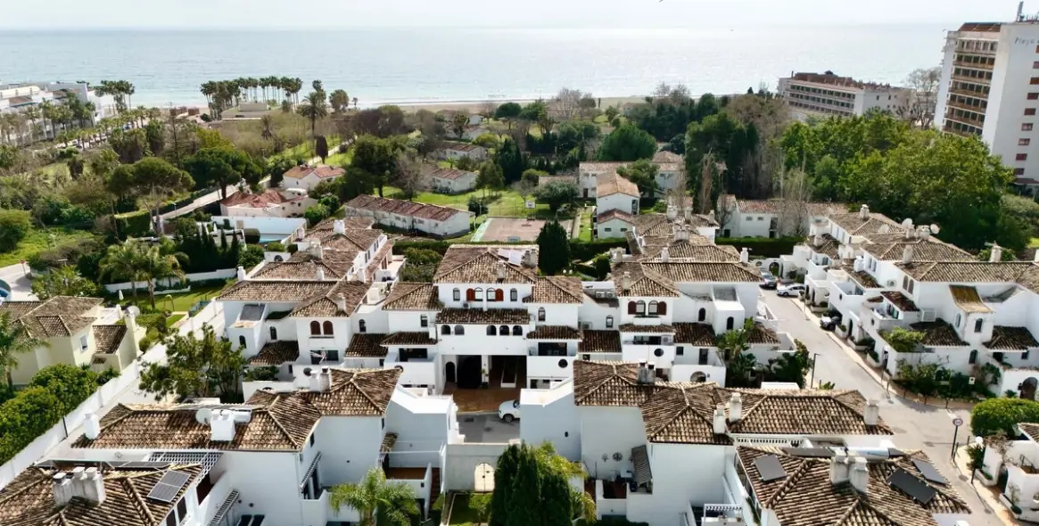 Долгосрочная аренда таунхауса в Cancelada 17