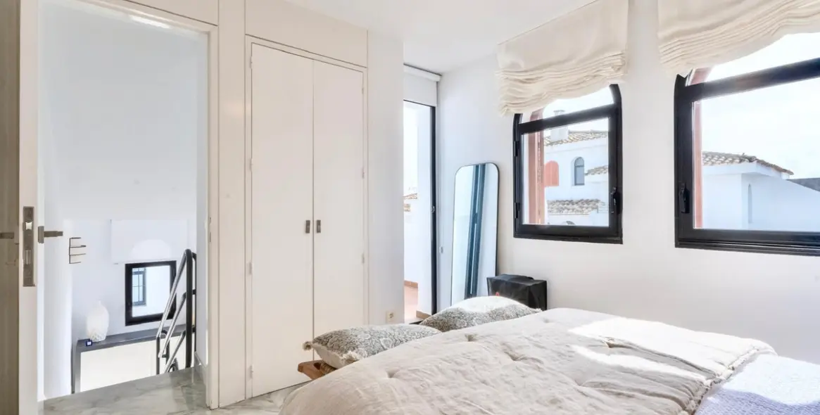 Долгосрочная аренда таунхауса в Cancelada 21